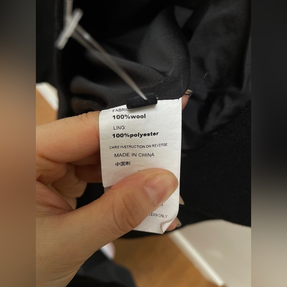 Woman wool coat - Picture 9 of 10